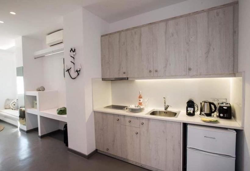 Pension Jonaz Rooms & Suites