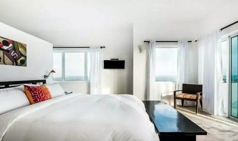 Villa Tequila Sunrise