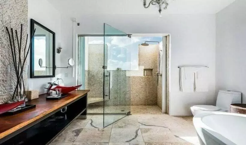 Villa Tequila Sunrise