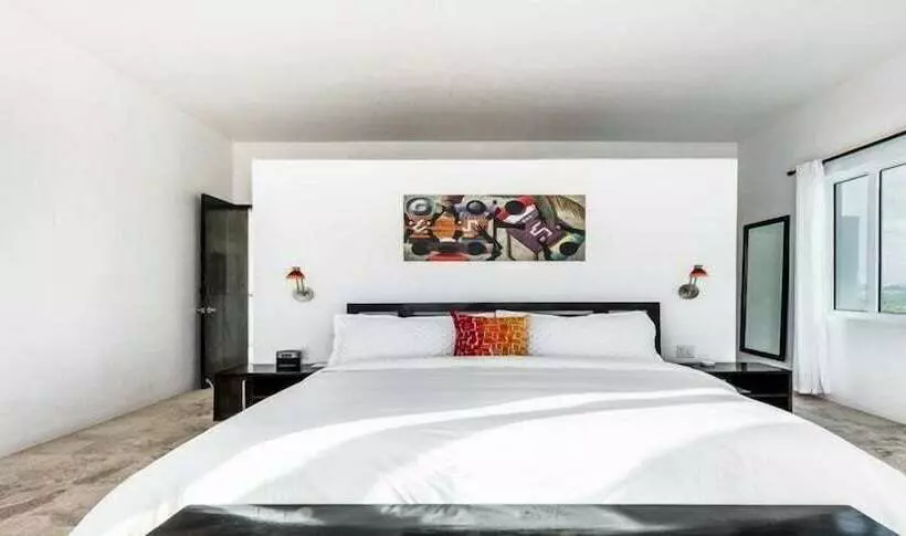 Villa Tequila Sunrise