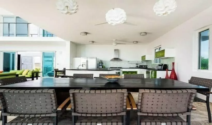 Villa Tequila Sunrise