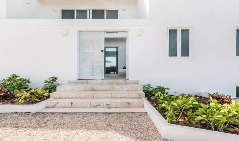 Villa Tequila Sunrise