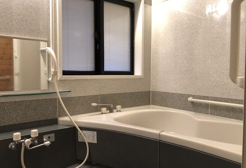 Wariyama Shinrin Koen Tenkomori