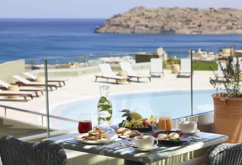 בית מלון כפרי Cayo Exclusive Resort & Spa