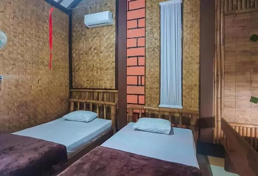 هتل Reddoorz Syariah At Banyu Asem Banyuwangi