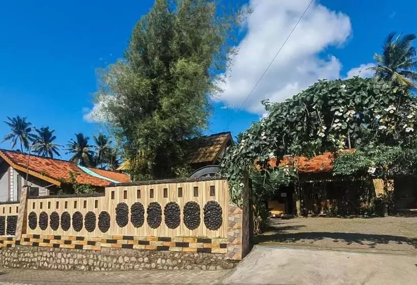 هتل Reddoorz Syariah At Banyu Asem Banyuwangi
