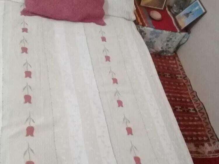 بنسيون Azultreck House