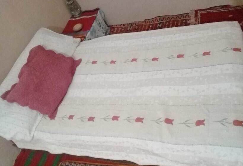 بنسيون Azultreck House