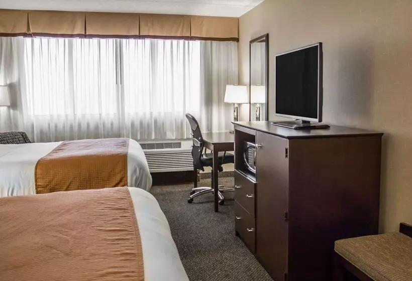 호텔 Comfort Inn & Suites