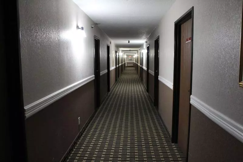 ホテル Coratel Inn And Suites Maple Grove