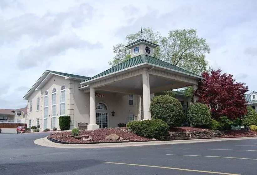 호텔 Days Inn By Wyndham Branson/near The Strip