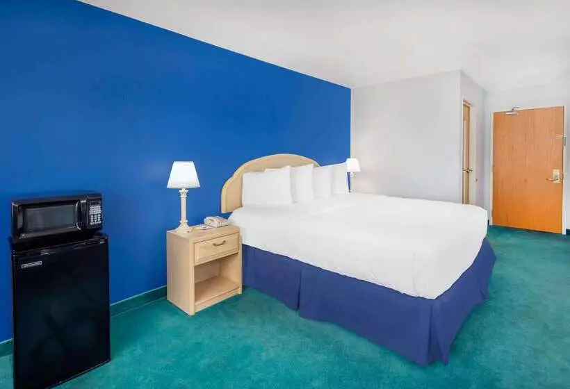 호텔 Days Inn By Wyndham Osage Beach Lake Of The Ozarks