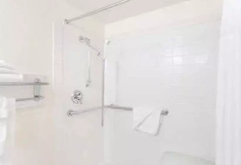 酒店 Days Inn By Wyndham San Marcos