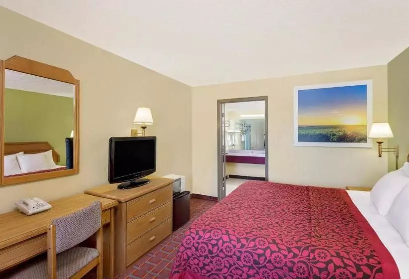 בית מלון כפרי Days Inn By Wyndham Williamsburg