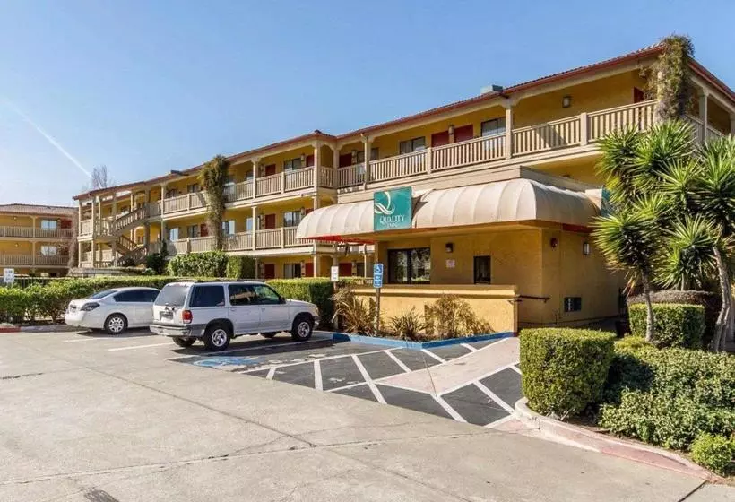 酒店 Quality Inn Oakland Airport