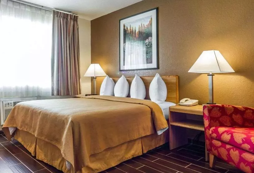 酒店 Quality Inn Oakland Airport