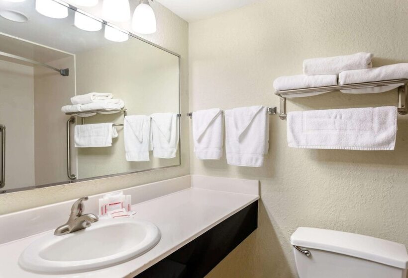 酒店 Ramada By Wyndham Luling