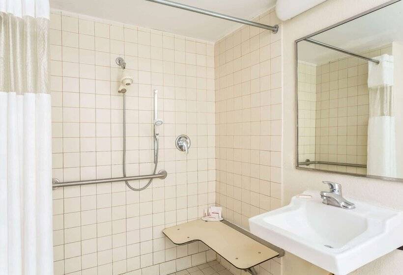 酒店 Ramada By Wyndham Luling