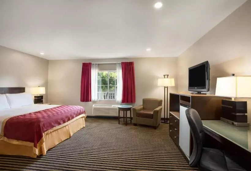 Szálloda Ramada By Wyndham Marina Del Rey