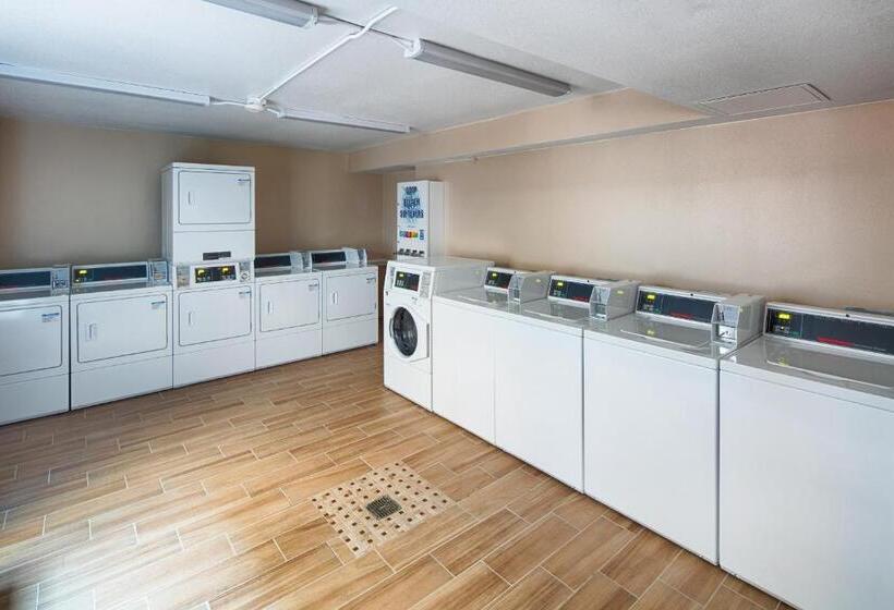 Red Lion Hotel Orlando Lake Buena Vista South Near Disney