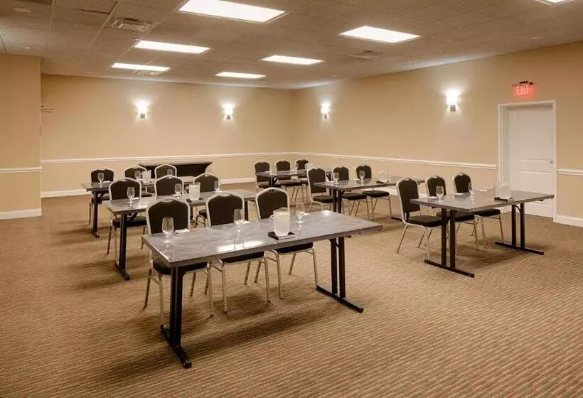 Red Lion Hotel Orlando Lake Buena Vista South Near Disney