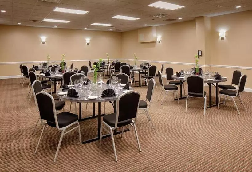 Red Lion Hotel Orlando Lake Buena Vista South Near Disney