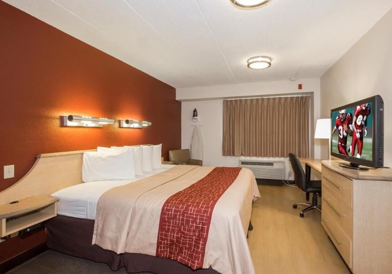Отель Red Roof Inn Milford  New Haven