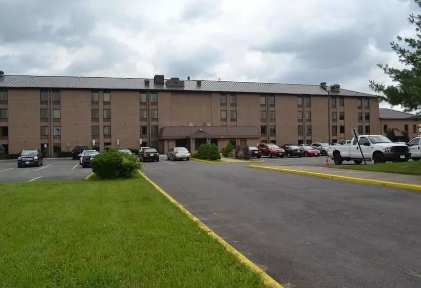 فندق Town Inn & Suites South Plainfieldpiscataway