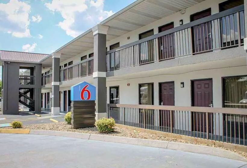 Motel 6 Knoxville, Tn  East
