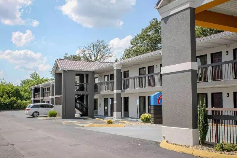 Motel 6 Knoxville, Tn  East