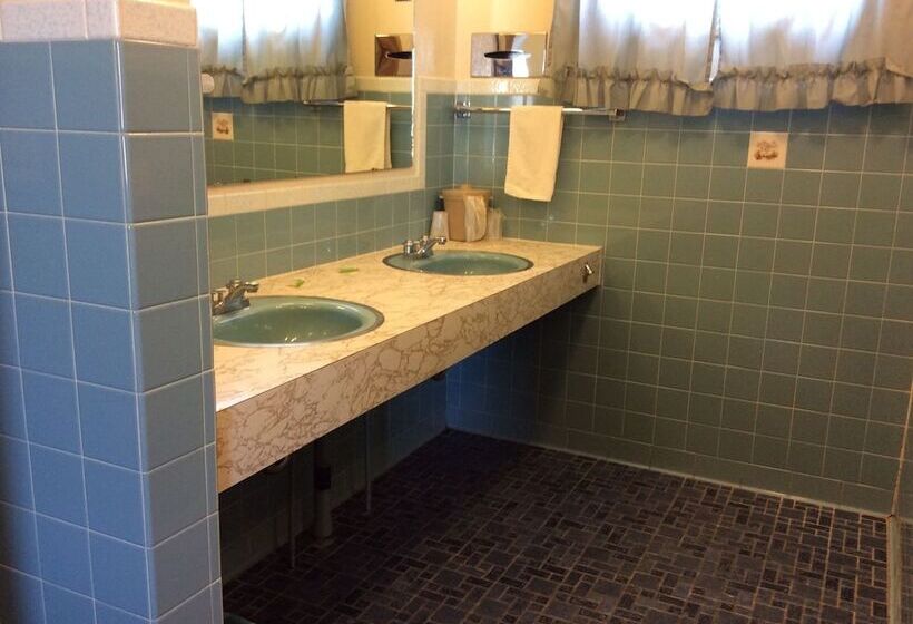 汽车旅馆  Nevada Inn