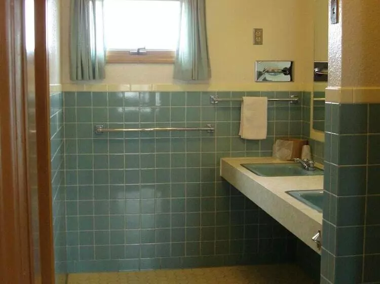 汽车旅馆  Nevada Inn