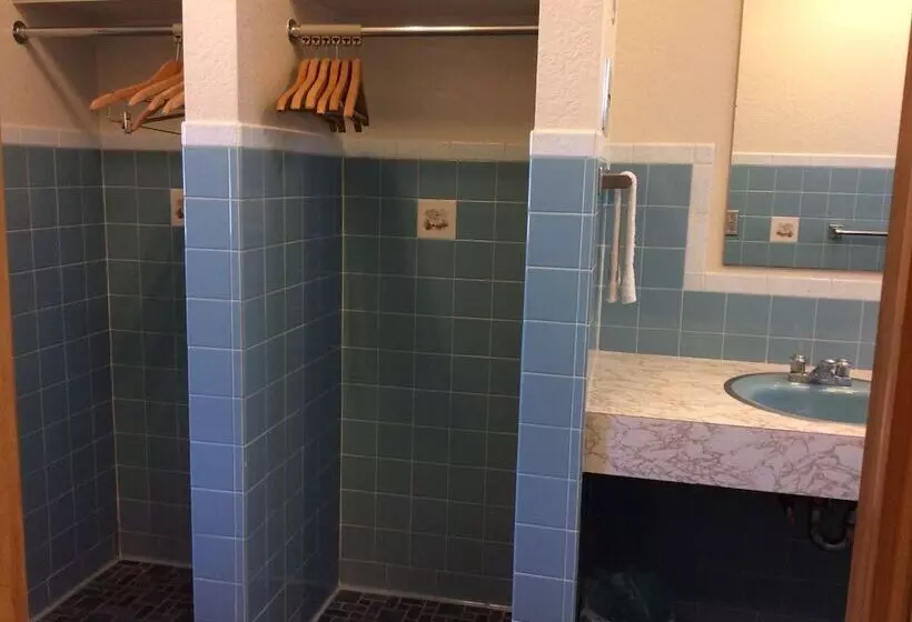 汽车旅馆  Nevada Inn