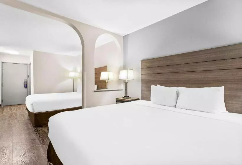 Surestay Hotel By Best Western Albuquerque Midtown
