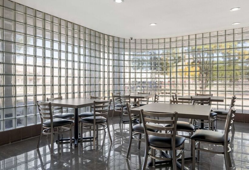 Surestay Hotel By Best Western Spring North Houston