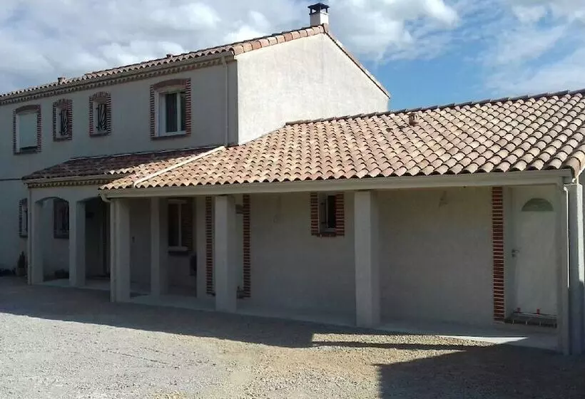 ベッドアンドブレックファースト La Maison Familiale