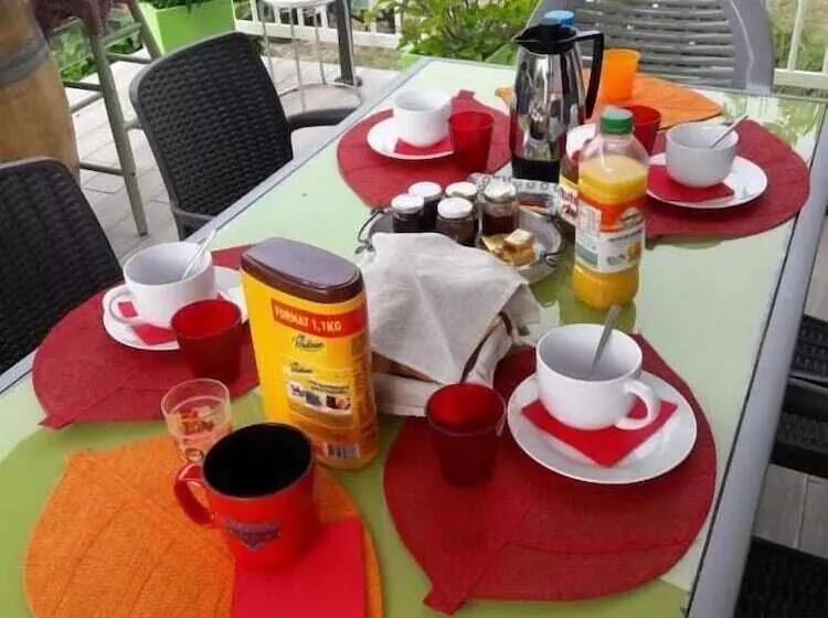 ベッドアンドブレックファースト La Maison Familiale