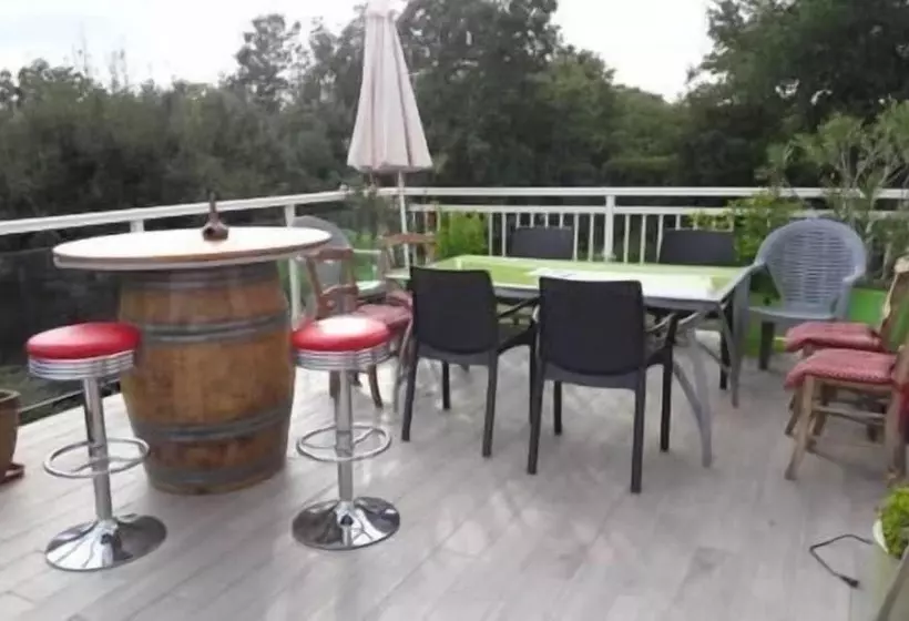 ベッドアンドブレックファースト La Maison Familiale