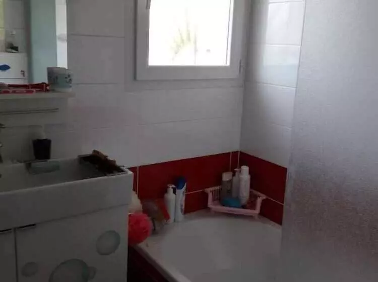 ベッドアンドブレックファースト La Maison Familiale