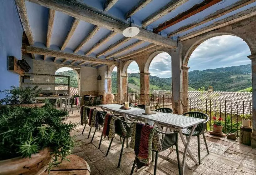 هتل Cal Compte Priorat