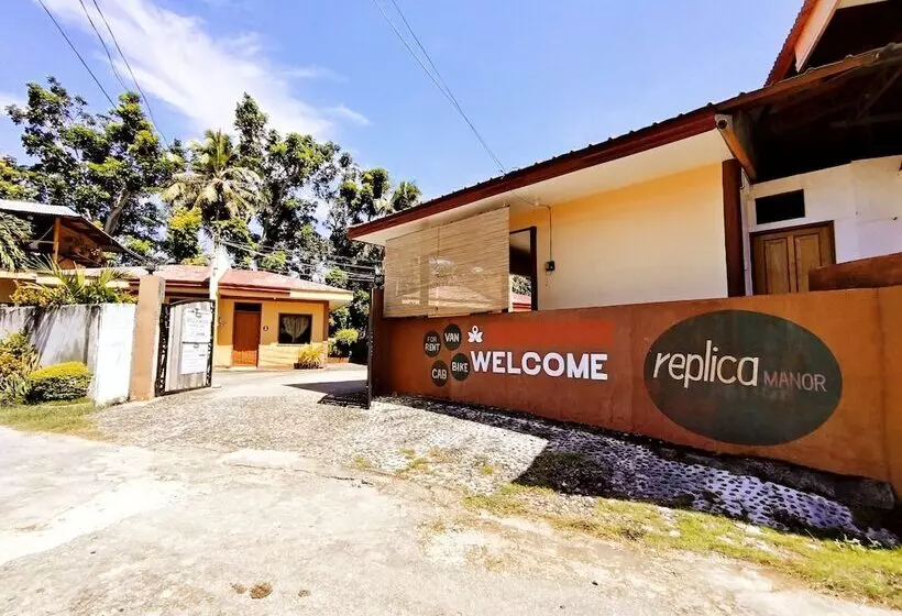 هتل Replica Manor