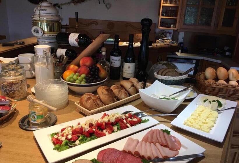 Отель Waldblick