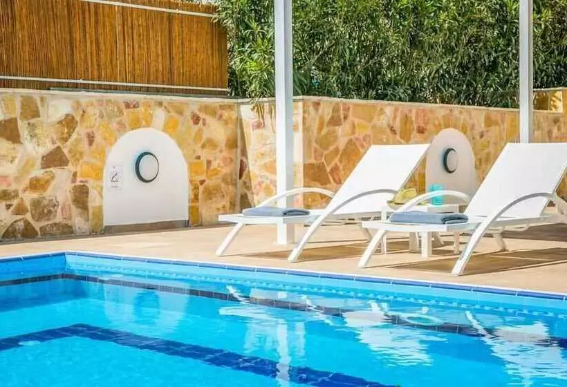 Villa Azure