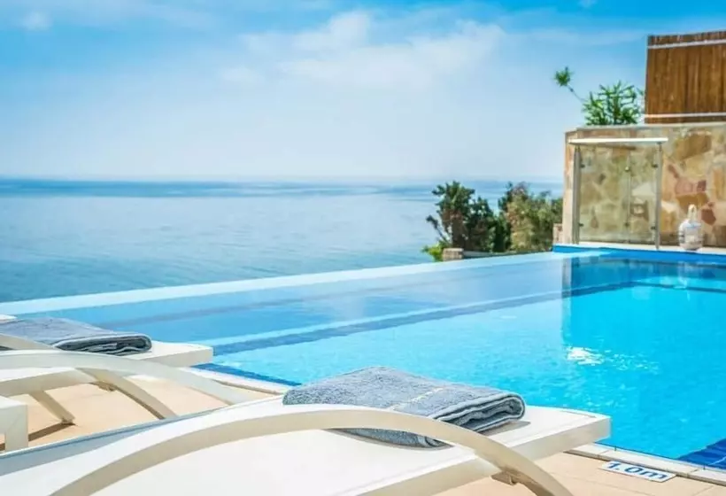 Villa Azure