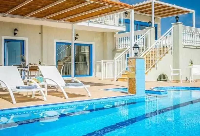 Villa Azure