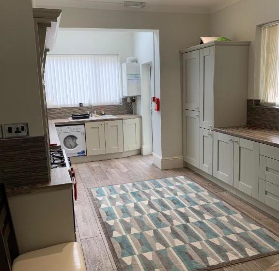 مبيت وإفطار Cheapsleepz 49 Moscow Drive