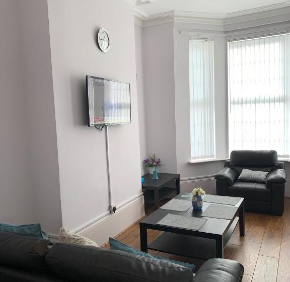 مبيت وإفطار Cheapsleepz 49 Moscow Drive