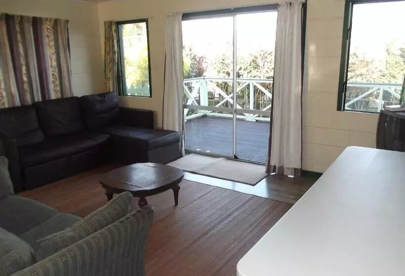 هتل Green Lodge Holiday Homes