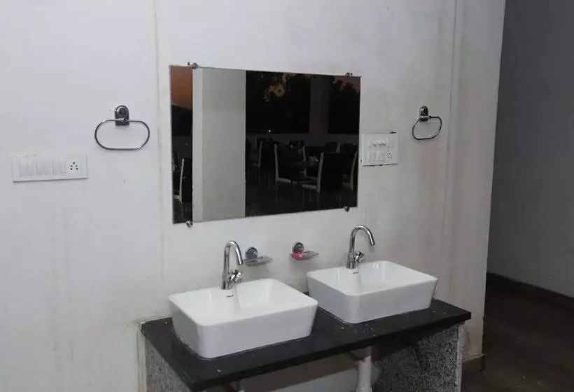 Hotelli Sunrise Palace