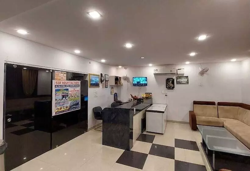 Hotelli Sunrise Palace